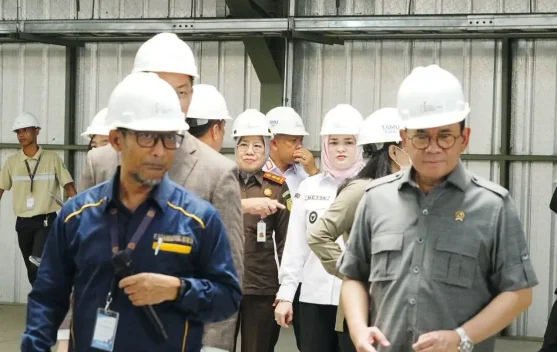 Mendag RI Lepas Ekspor Perdana Pakan Hewan ke Filipina