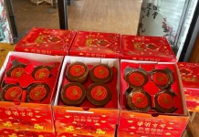 Toko Roti Sari Wangi Selalu Menghadirkan Kue Keranjang Khas Imlek