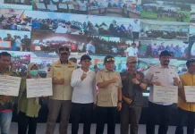 Mendagri Serahkan Bantuan Perbaikan Rumah Rusak di Aceh Tamiang