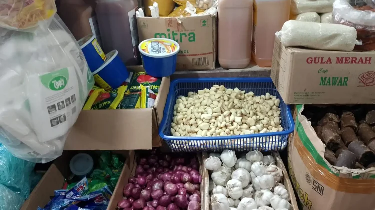 Cek Harga Barang Kebutuhan Pokok di Pasar Wamanggu