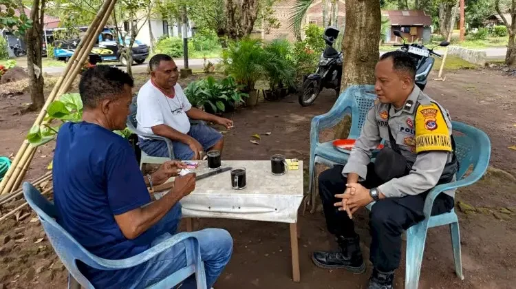 Polri Sambangi Warga Wailolong Perkuat Kamtibmas