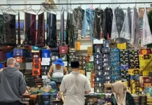 Songkok dan Sarung Diburu Warga jelang Ramadan