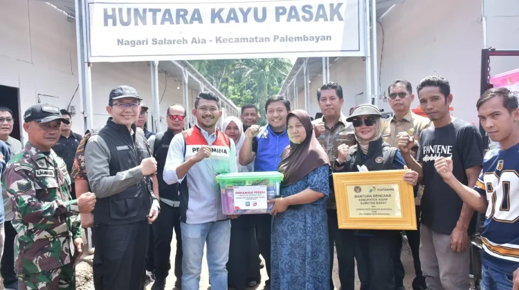 Sekda Agam Dampingi Kunjungan Deputi DPN RI ke Huntara Agam
