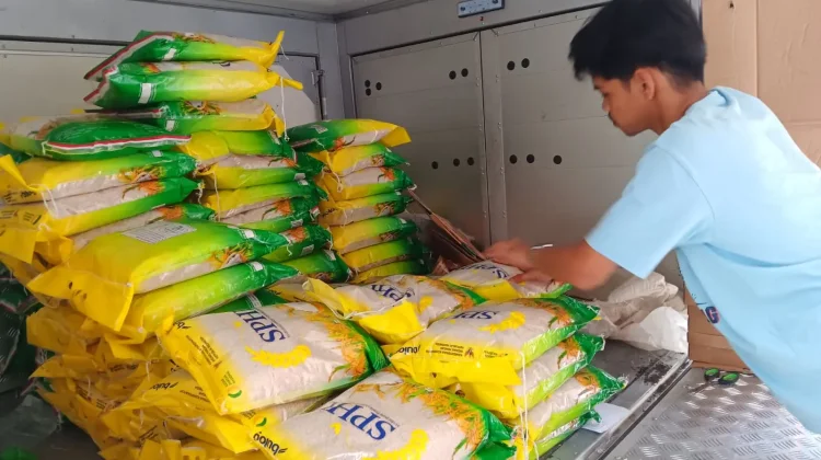 Gerakan Pasar Murah di Troketon Klaten, Masyarakat Antusias
