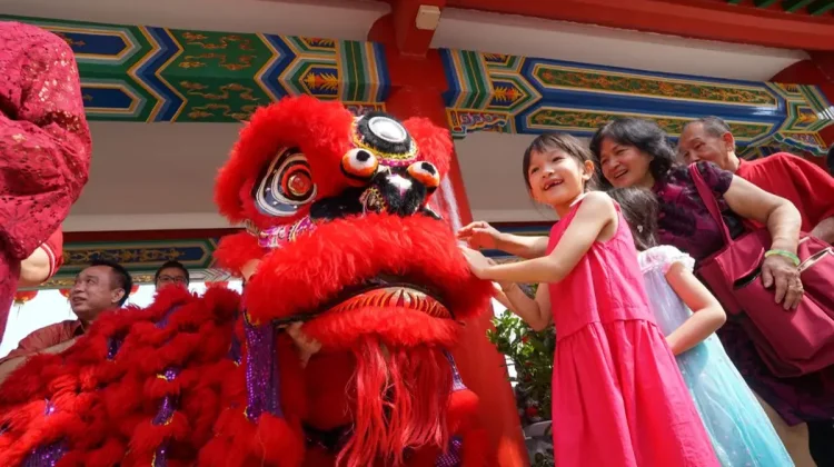 Meriahkan Imlek, Ini Lirik Lengkap Lagu 'Gong Xi Gong Xi' dan Artinya