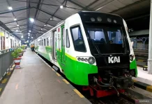 Sweden-East Java Strengthen Transport and Education Ties