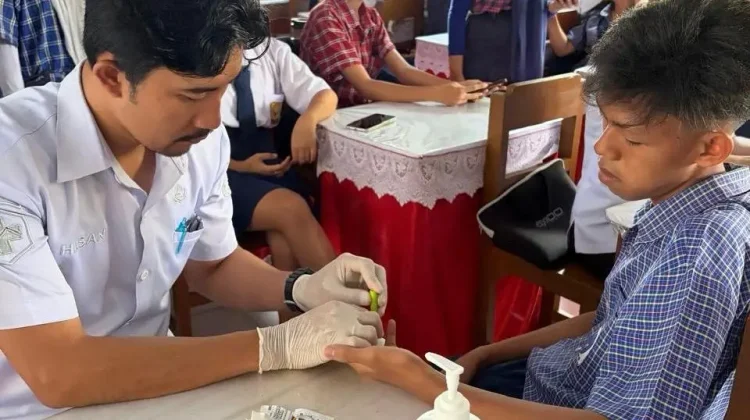 Gangguan Kesehatan Indera ditemukan dalam CKG Sekolah di Manado