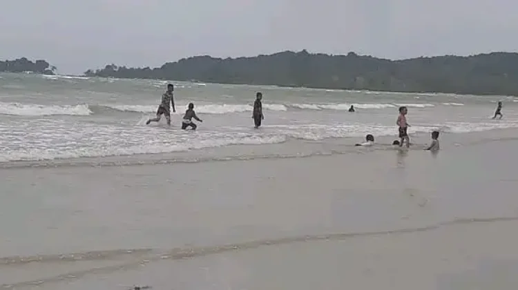 Laut Sebagai Terapi Alami saat Sendiri