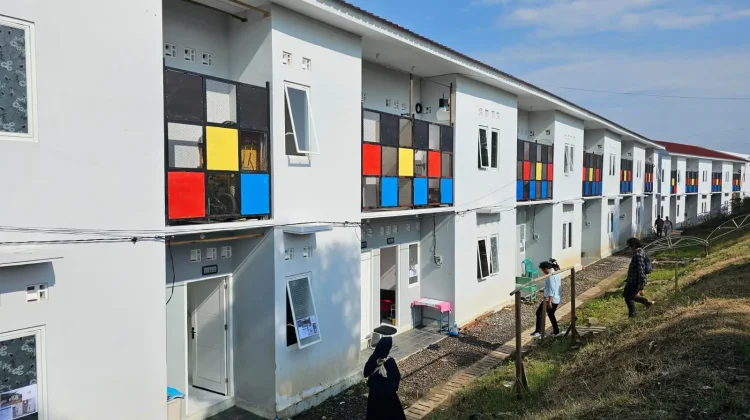 SMF Bangun Rumah di Kawasan Kumuh, Dorong Pertumbuhan Ekonomi