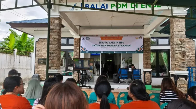 Balai POM di Ende Gelar Vaksinasi HPV untuk Mencegah Kanker Serviks