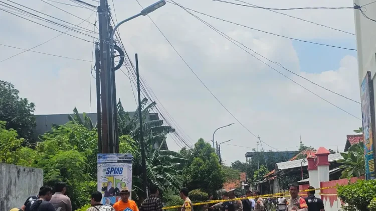 Temuan Granat Nanas Disekitar SMP Muhammadiyah 2 Tegal Gegerkan Warga
