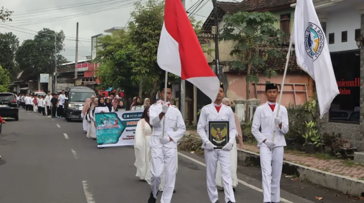 SMKN 3 Bondowoso Meriahkan Kota dengan Pawai Sambut Ramadan