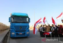 Indonesia Dispatches 10 Container Trucks of Food Aid to Gaza