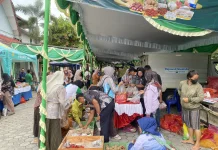 Menjelang Ramadan, Pasar Murah Diserbu Warga