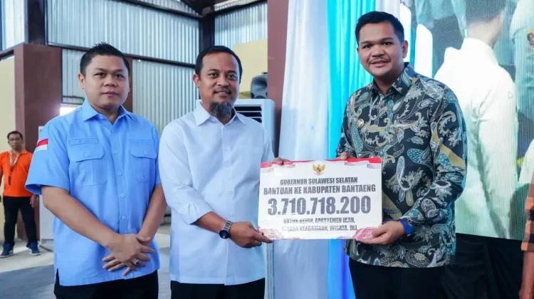 Bantuan Bibit hingga Kapal Nelayan Diserahkan ke Bantaeng