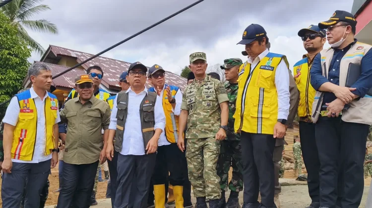 Menko PMK dan Kasum TNI Kunjungi Tapteng