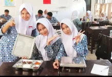 SPPG Polres Pasbar Salurkan MBG untuk 5 Ribu Lebih Penerima Manfaat