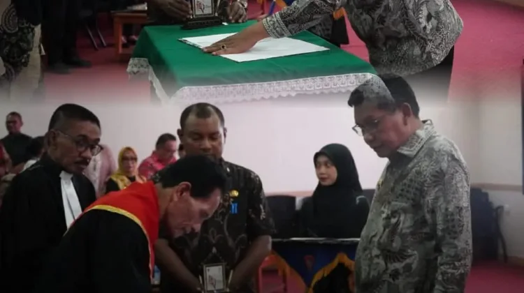 Bodewin Wattimena Lantik Anggota PAW Saniri Desa Ambon