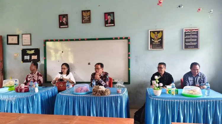 Kakan Kemenag Talaud Buka KKG Guru PAK