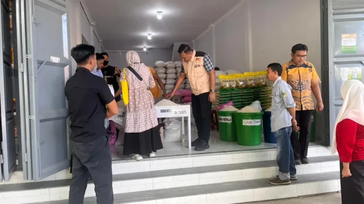 Satgas Pangan Bareskrim Polri Tinjau Harga Pasar di Parigi Moutong