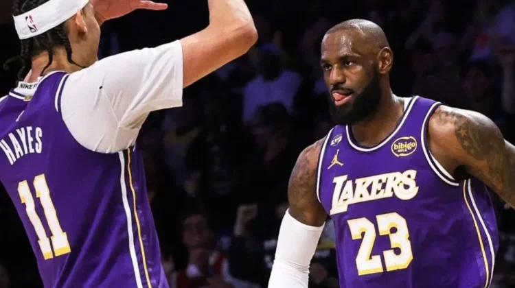 Paling Tua, Lebron James Buat Lakers Menang