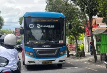 Dua Armada Bus Sekolah Atasi Permasalahan Trans Jogja Jalur 14