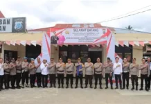 Kapolres Boltim Kunjungi Polsek Kotabunan, Salurkan Bantuan Sosial