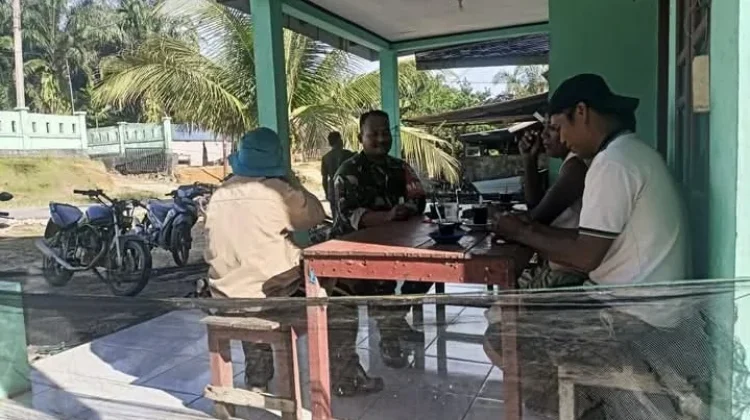 Babinsa  Ajak Warga Singkil Waspada Karhutla