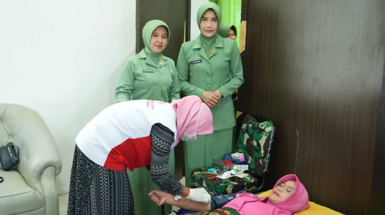 HUT Ke-80, Persit Singkil Gelar Donor Darah