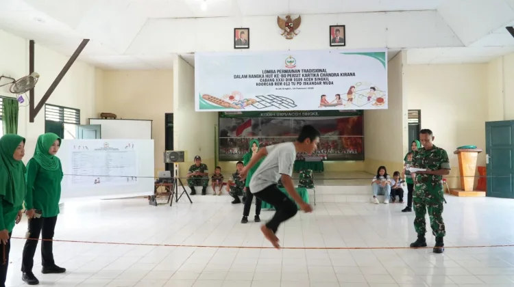 Peringati HUT ke-80, Persit Singkil Gelar Lomba Permainan Tradisional