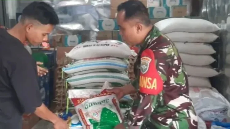 TNI di Subulussalam Pantau Stok Sembako Pastikan Harga Stabil