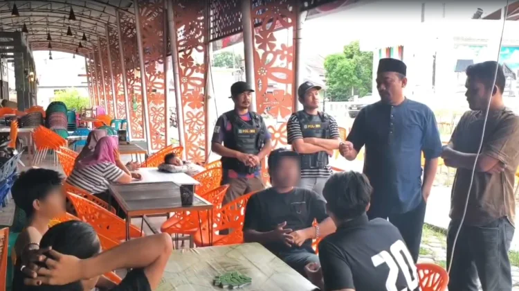 Satpol PP Subulussalam Akan Tindak Pedagang Jual Makanan Siang Hari