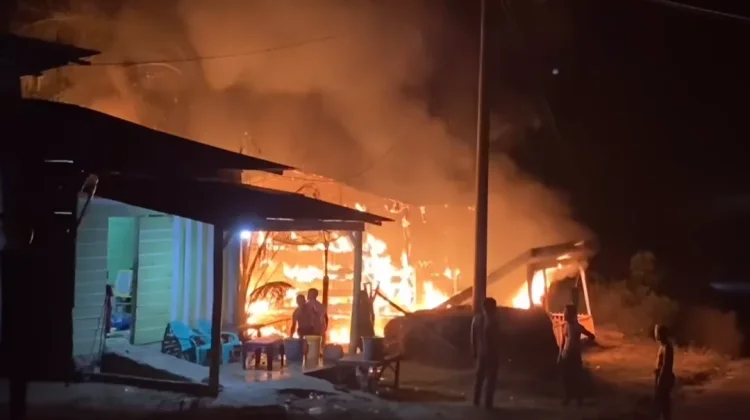 Kebakaran Hanguskan Rumah Petani di Kampong Pulo Kedep Subulussalam