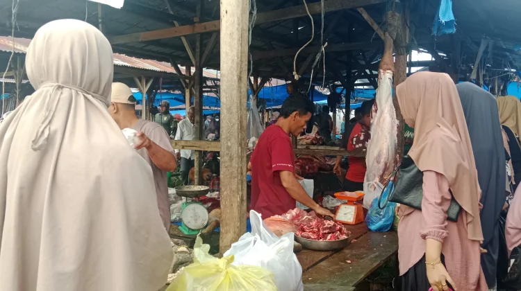 Harga Daging Meugang Lebaran di Singkil, Bisa Capai Rp200 ribu Perkilogram