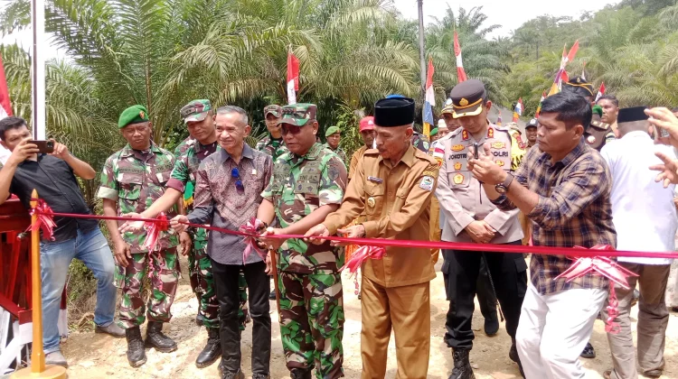 Dua Jembatan Bailey di Aceh Singkil Rampung Dikerjakan