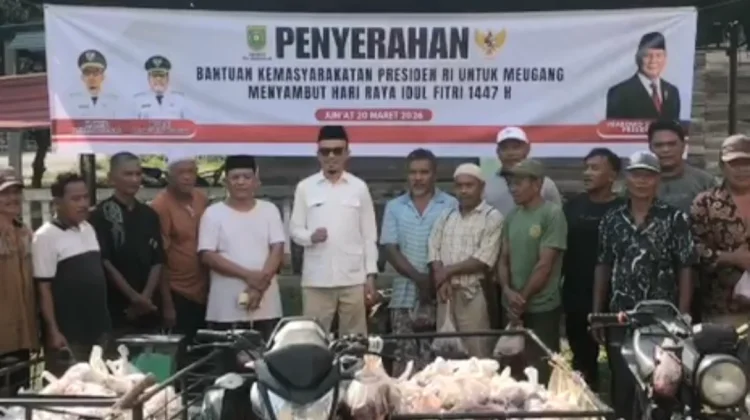 Wali Kota Subulussalam Salurkan Bantuan Daging Presiden Prabowo