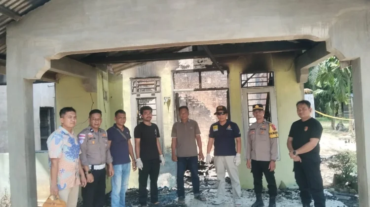 Olah TKP Polisi, Kebakaran di Desa Pandan Sari Diduga akibat Arus Pendek