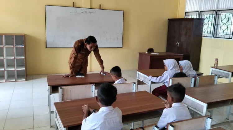 Disdik Singkil Sidak Guru, Ingatkan Disiplin Kerja