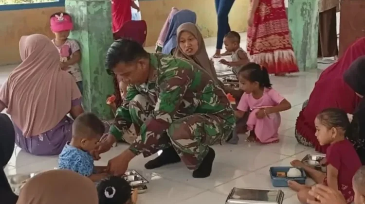 Babinsa Kawal Distribusi Makanan Bergizi Gratis Balita Simolap Subulussalam