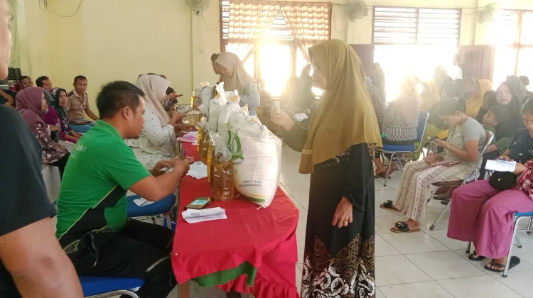 Perum Bulog Kembali Salurkan Bantuan Beras Pangan di Aceh Singkil