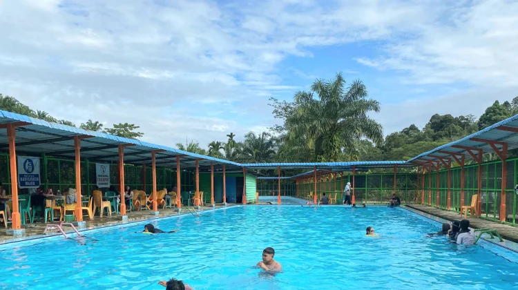 Kolam Renang Sikelang Jadi Solusi Liburan Keluarga Ekonomis di Subulussalam