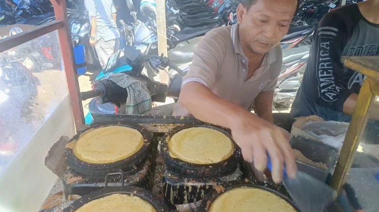 Martabak di Pasar Tradisional Aceh Singkil Raup Omzet Jutaan Rupiah