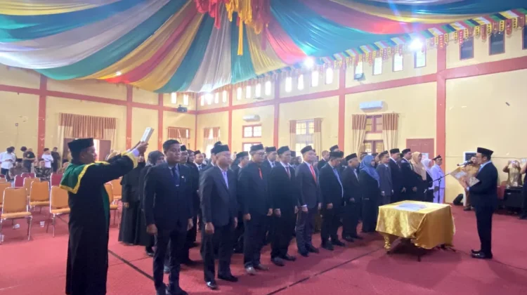 Kursi Camat Longkib Hingga Sekretaris DPRK Berganti, Walikota Teken SK Penunjukan