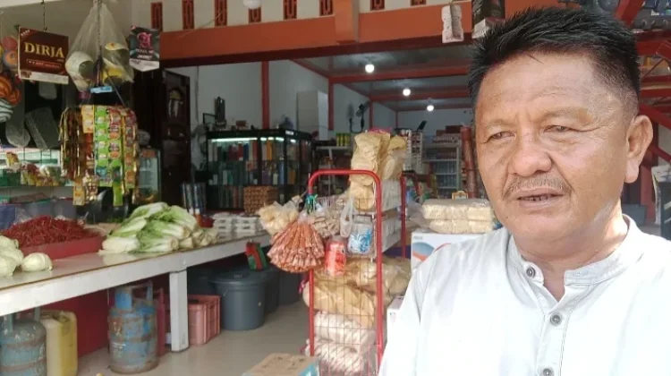 Disperindag Imbau Distributor dan Pedagang Tidak Menjual Minyak Diatas HET