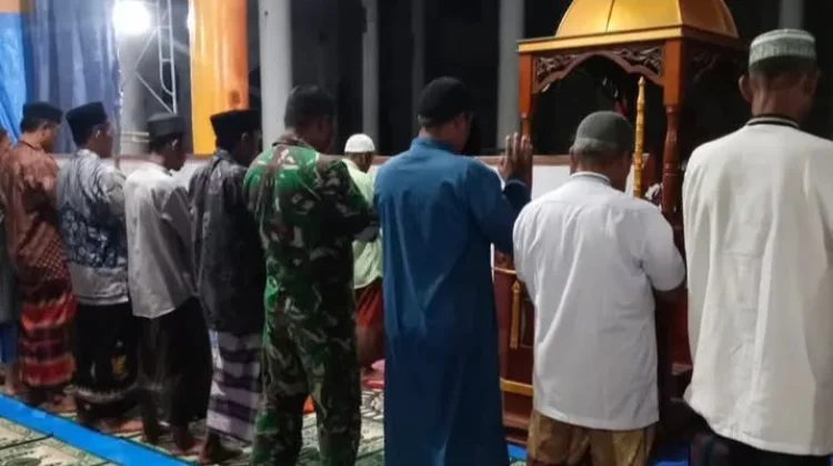 Manfaatkan Asmara Subuh, TNI di Singkil Serukan Persatuan