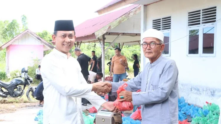 Polres Aceh Singkil Sembelih Enam Ekor Sapi Kurban