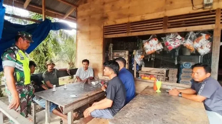 TNI di Singkil Ingatkan Warga Bahaya Judol dan Miras