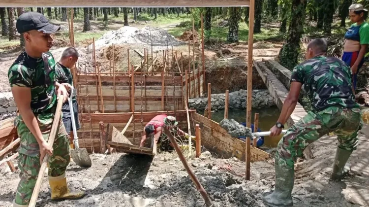 Kodim Subulussalam Pacu Proyek Fisik Jembatan Garuda