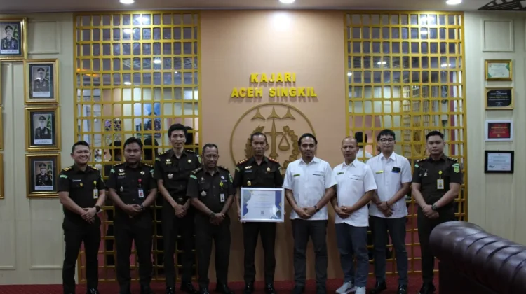 Kejari Aceh Singkil Terima Penghargaan dari KPPN