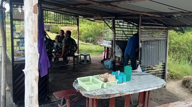 Warkop Sederhana di Gosong Telaga Barat Jadi Favorit Warga sejak 2021